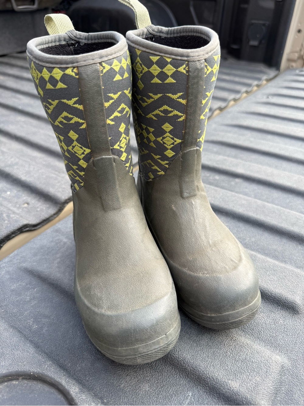 Muck Glowing the dark toddler boots